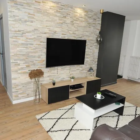 Apartment Unique Sur *